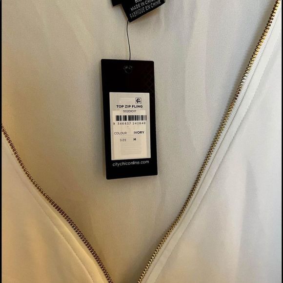 Bundle of (3) NWT city chic blouses. Can be bought together or separate - Picture 7 of 9